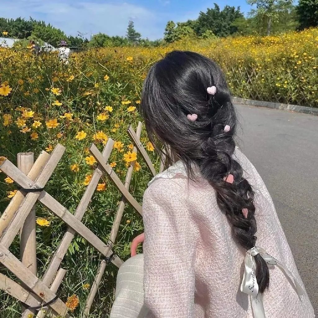 她的微笑和圈套